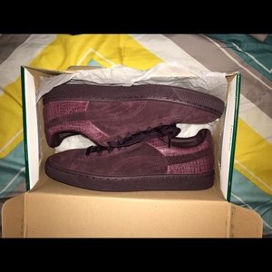 Burgundy puma shoes